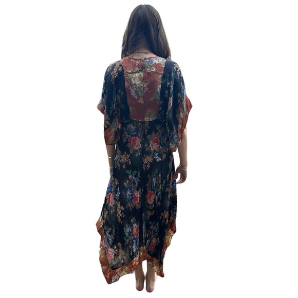 Vintage 1970s FLORAL HANDKERCHIEF HEM
DRESS- XS/S - Picture 2 of 3